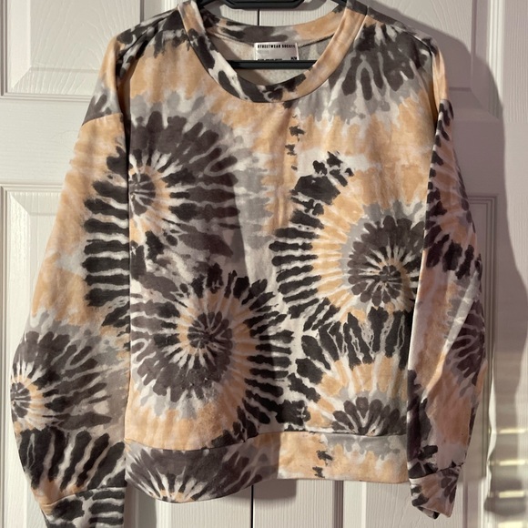 Urban Planet Tie-Dye Grey, White and Peach Wool Sweater - Picture 3 of 6